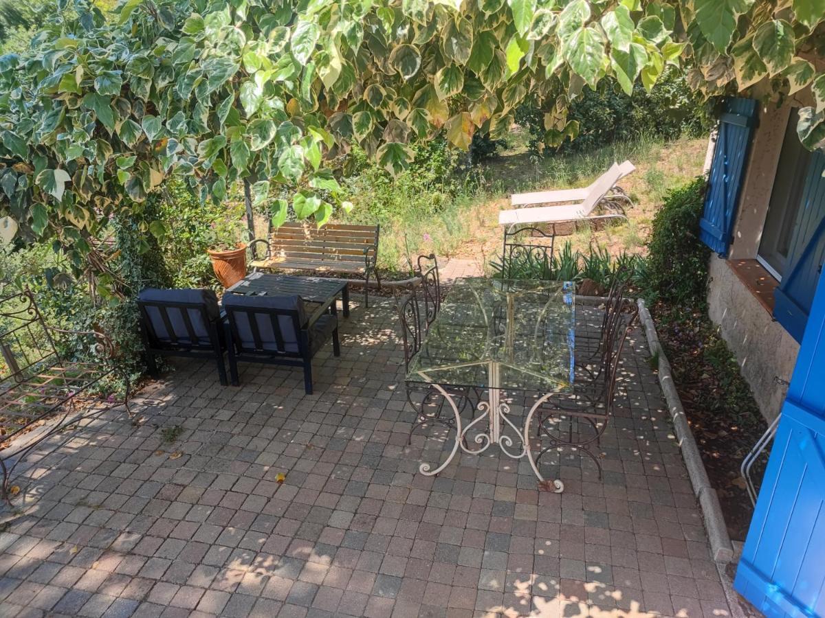 Appartement En Pleine Nature Avec Piscine Chauffee Collobrières 외부 사진